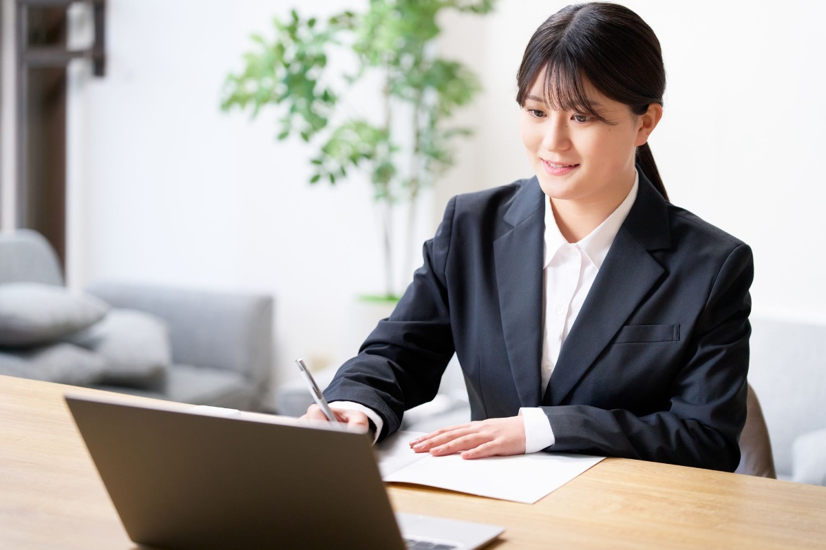 エントリーシート（ES）は手書きとパソコンどちらがいい？