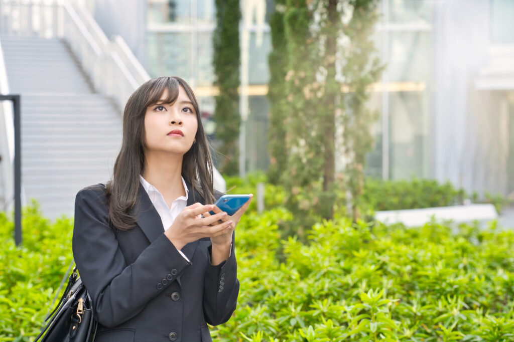 なぜ就活エージェントはお金がかからないのか