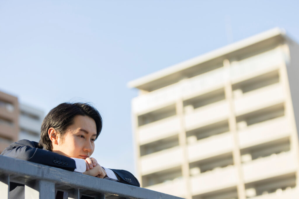 不安を抱え込みやすい方の思考の癖とは？