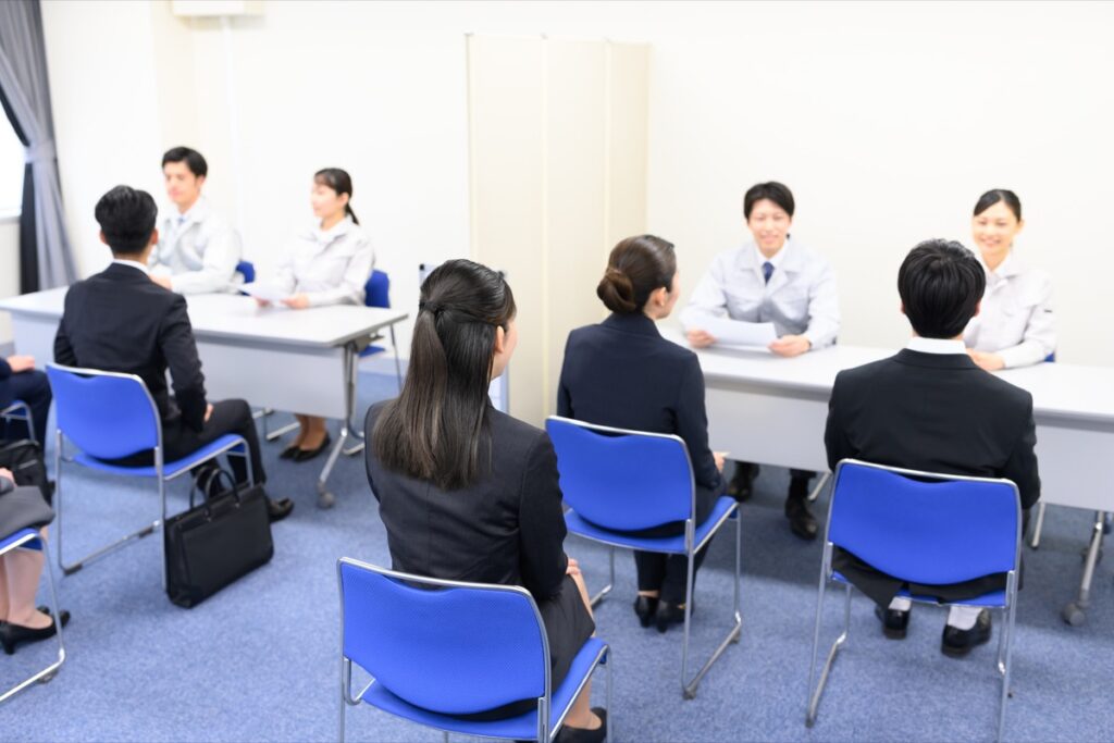 【業界・職種別】800字の志望動機:例文8選